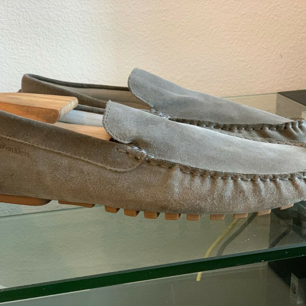 CALVIN KLEIN 'DAVID' MENS WOLFGREY SUEDE LOAFERS S